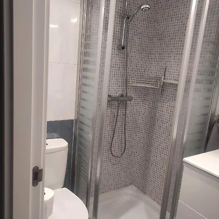 Habitación Céntrica Enorme Parking Privado Desayuno Baño Privado Habitación en casa particular *